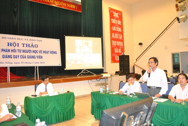 PGS.TS Lê Cung - Phó Hiệu trưởng Trường Đại học Bách khoa phát biểu tại Hội thảo